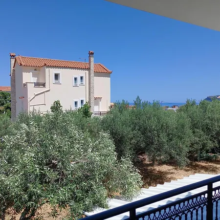 Monemvasia's Art House